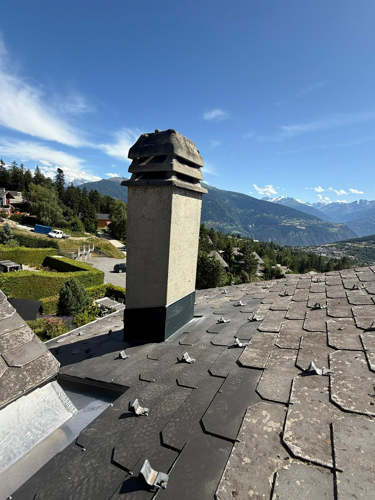 Réfection complète de la noue et des garnitures de cheminée - Après